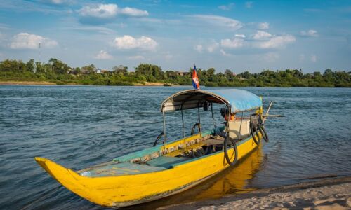 Kratie Boat and River